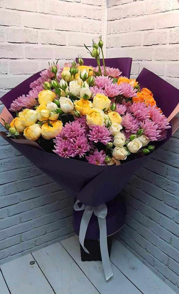Букет цветов из: Хризантемы и Розы в Кривянской