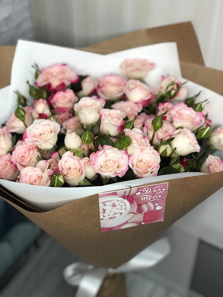 Букет цветов из: Розы в Кривянской