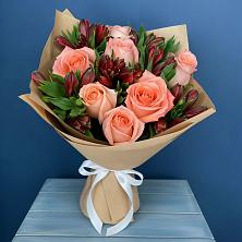 Букет цветов из:  Розы и Альстромерии в Кривянской
