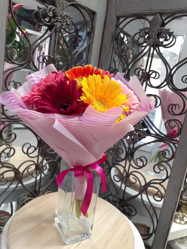 Букет цветов из: Герберы в Кривянской