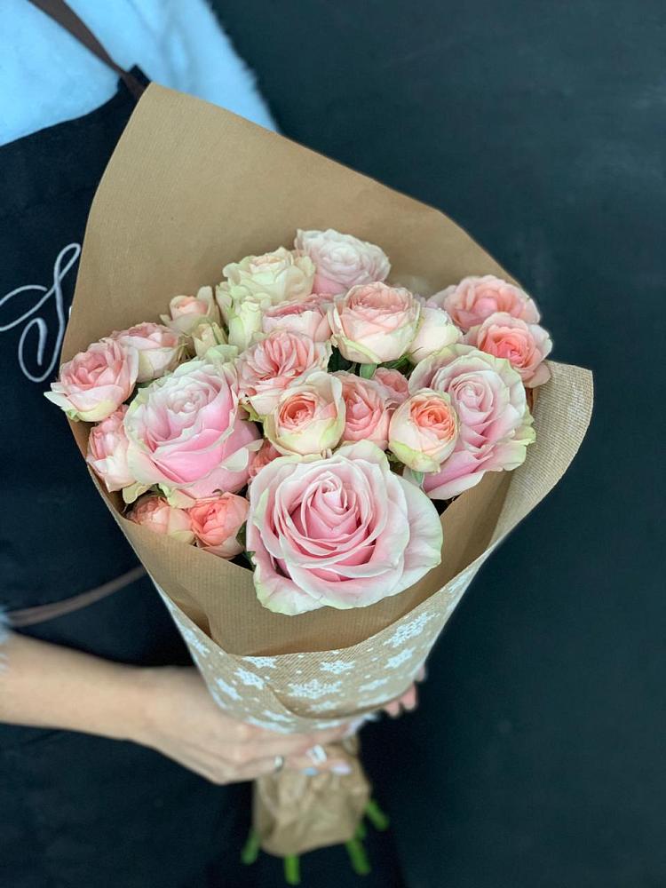 Букет цветов из: Хризантемы и Розы в Кривянской