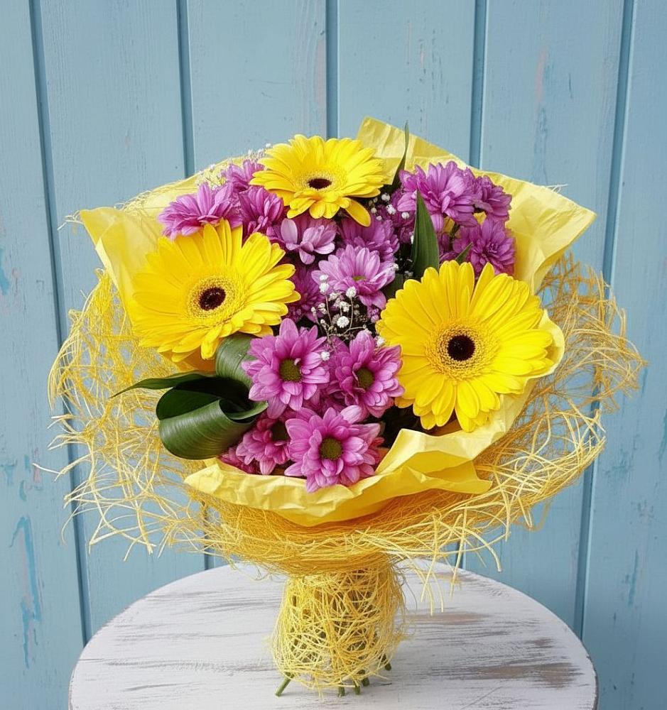 Букет цветов из: Хризантемы и Герберы в Кривянской