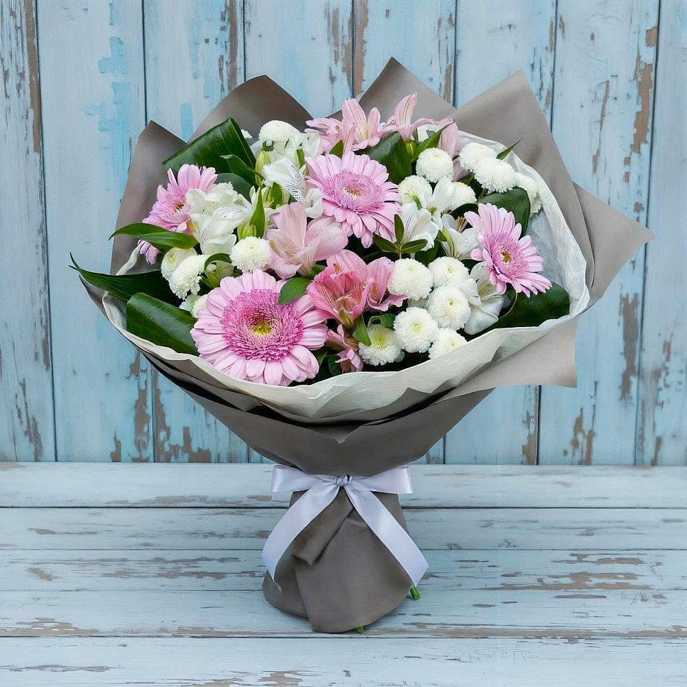 Букет цветов из: Герберы, Альстромерии и Хризантемы в Кривянской