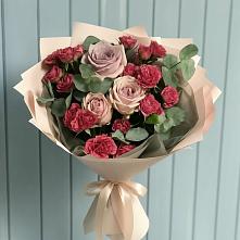 Букет цветов из:  Гвоздики и Розы #REPLACE_PRED# Кривянской
